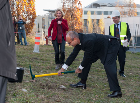 F. Sette groundbreaking.