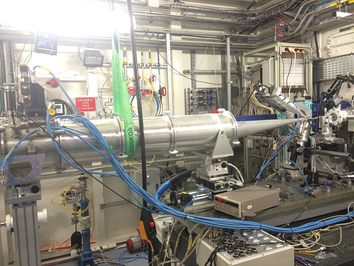 SAXS-XRD-EXAFS-3 700px.png