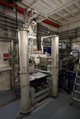 installation of vertical beam equipment 2s.JPG