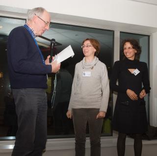 2013_02_05_USERS MEETING_BEST POSTER AWARD_LR_03_resize.jpg