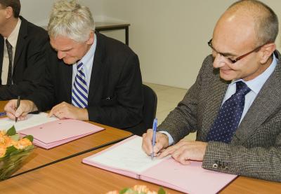 Signature PSCM_27NOv09.jpg