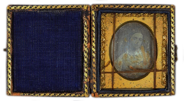 daguerreotype 02 - in case (2).jpg