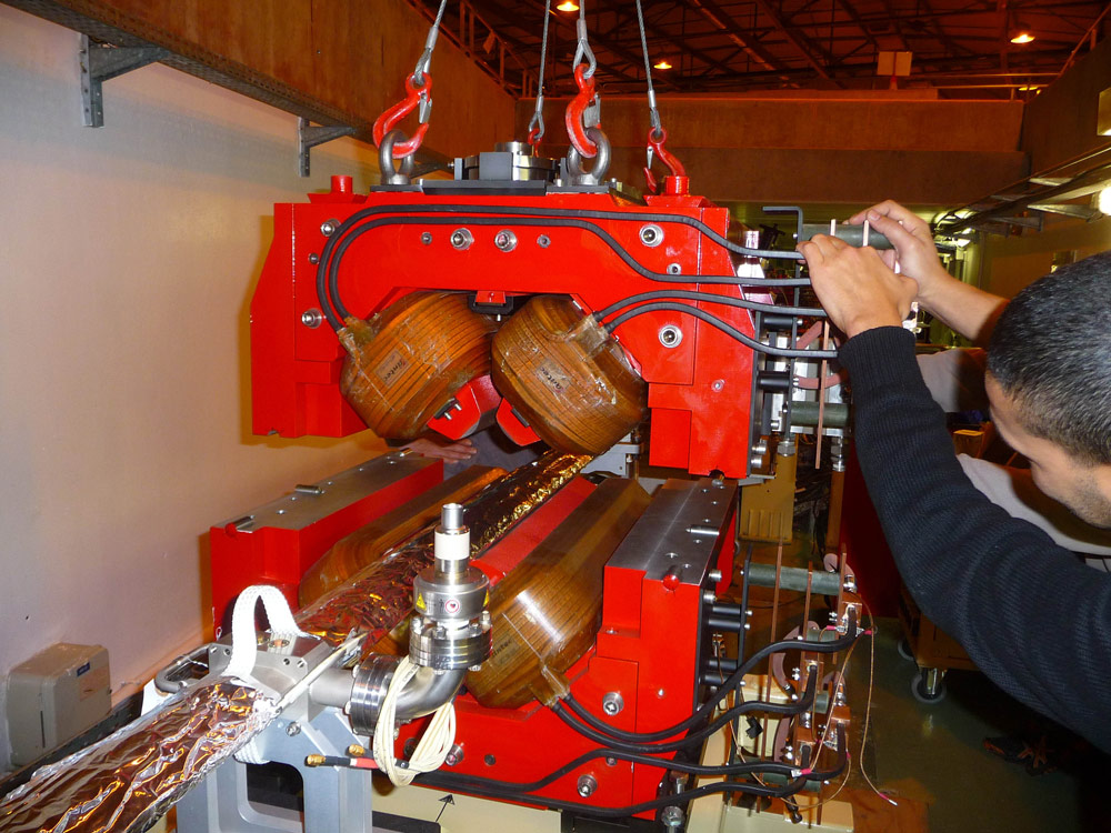 High gradient quadrupole magnet