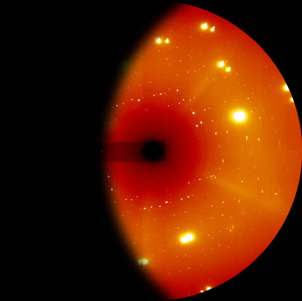 Single crystal X-ray diffraction pattern of ι–N2 at 56 GPa
